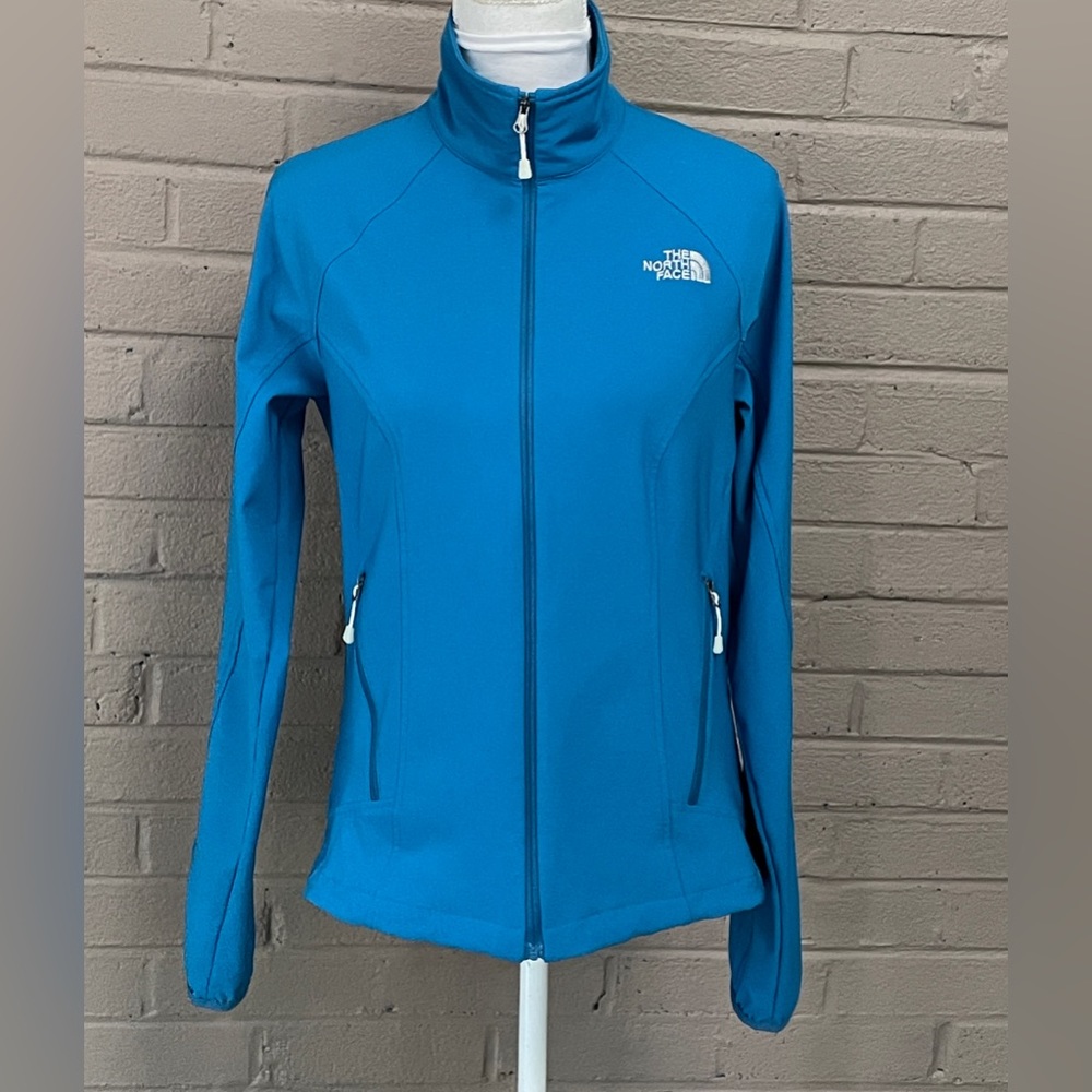 The North Face Blue zip front jacket M. ( runs small )